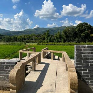 西宁花岗岩仿古石材景区使用案例