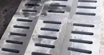 西宁 芝麻灰石材沟盖板
