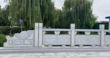 西宁 芝麻灰桥栏杆、河道栏杆安装效果