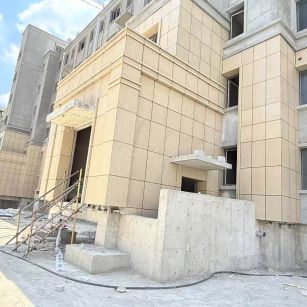 西宁 黄金麻干挂，工地实拍