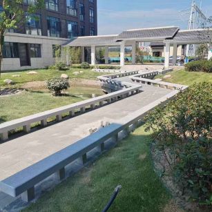 西宁 芝麻灰小区坐凳&栏杆安装效果