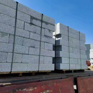 西宁 路沿石装车出货