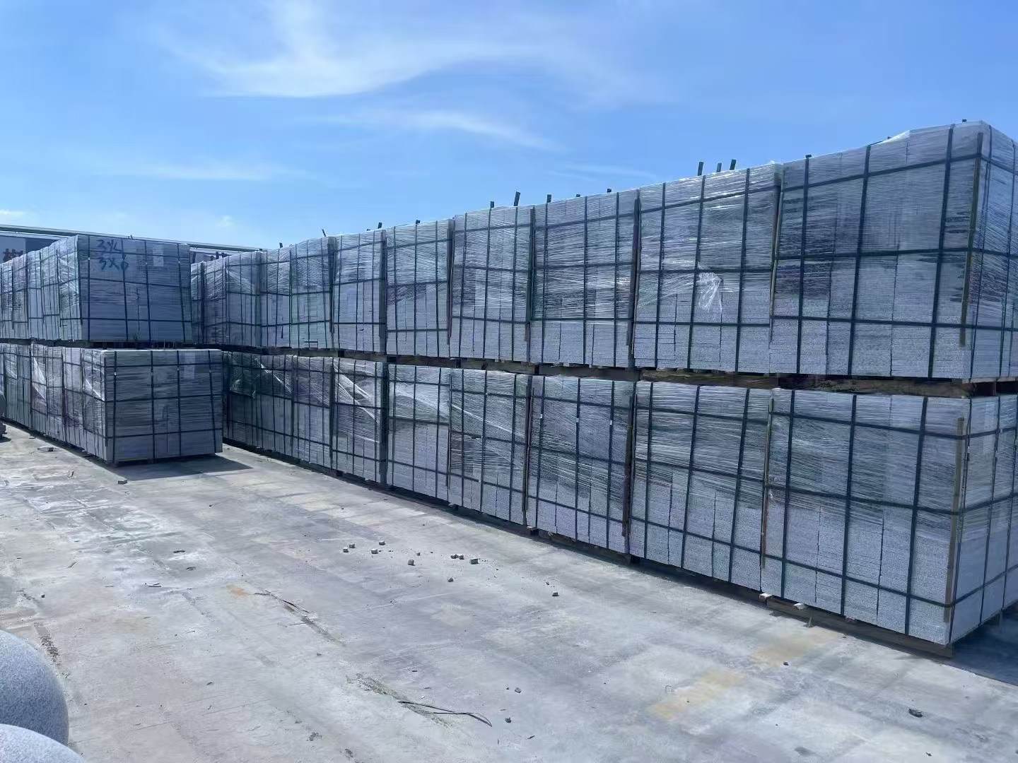 西宁 芝麻白火烧成品300*600地铺料，大量现货，物美价廉