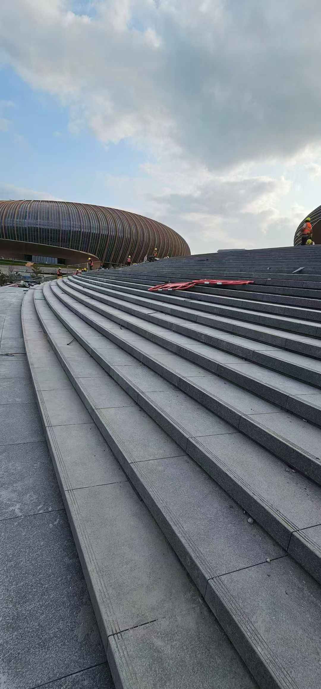 西宁 弧形整石台阶铺装效果图