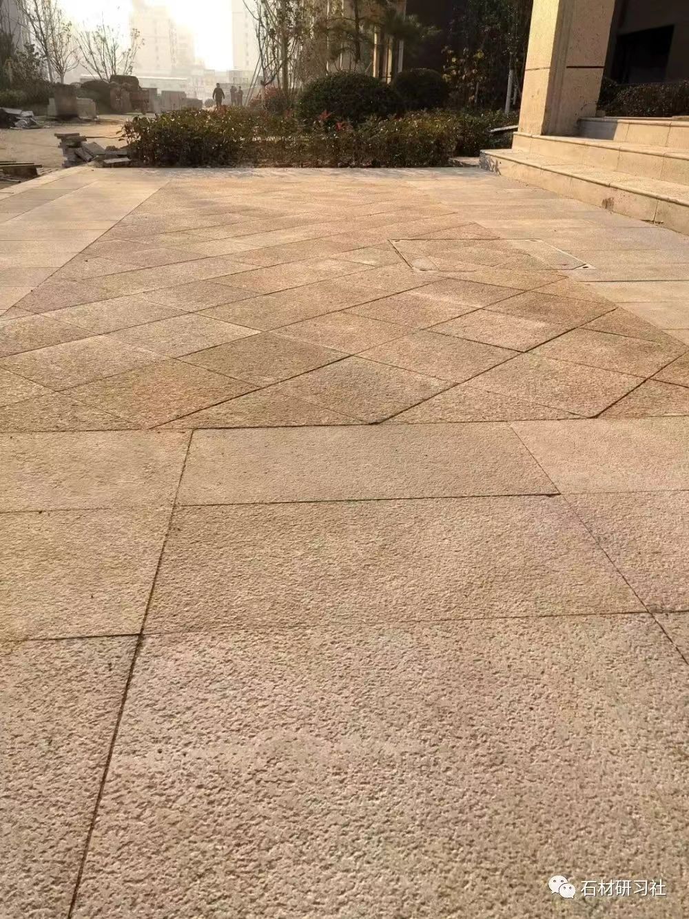 西宁黄金麻石材铺装